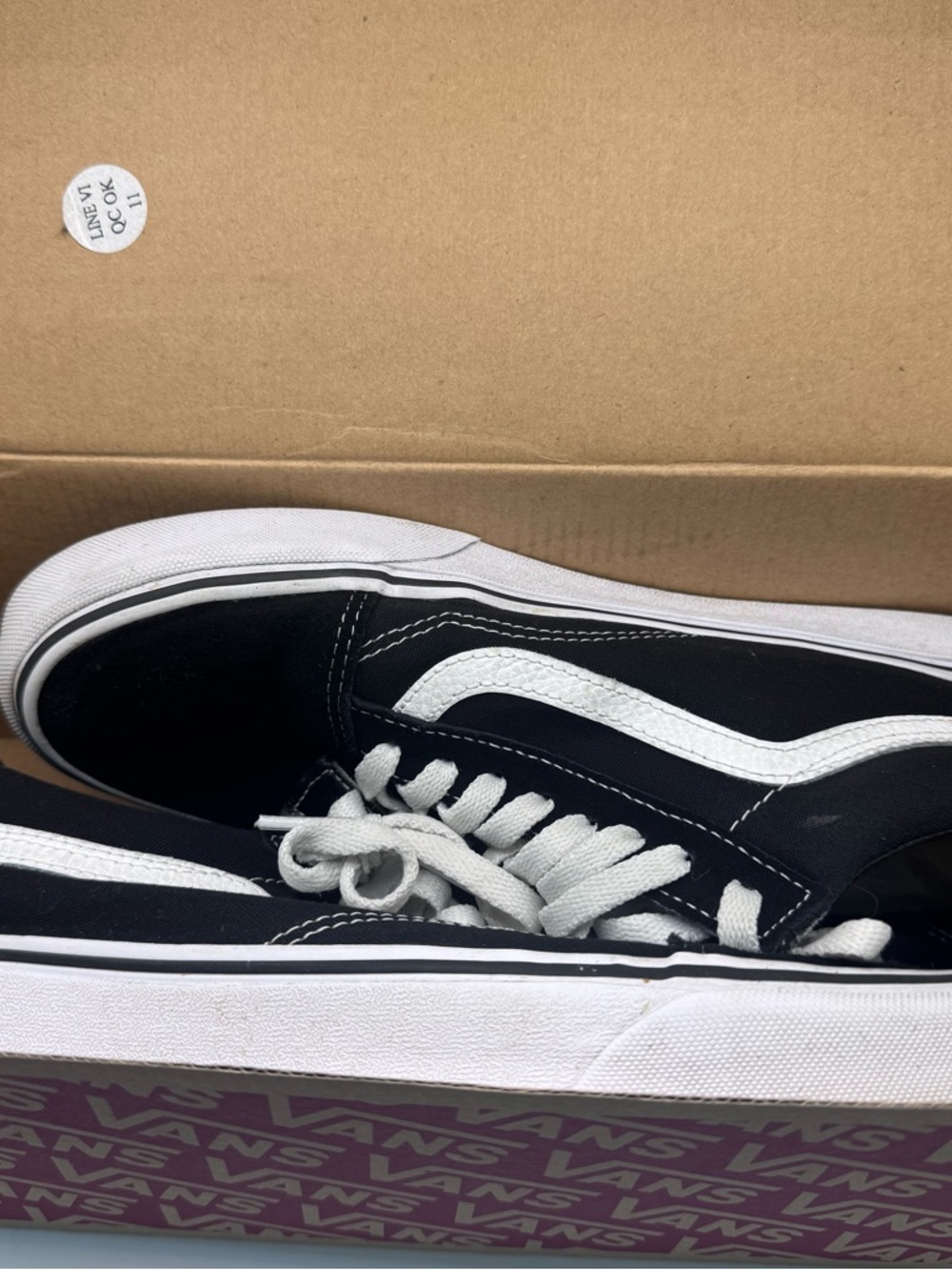 VANS Off The Wall Old Skool Black/White Casual Shoes Sneakers Unisex Sz M9.5 W11 - Picture 10 of 12